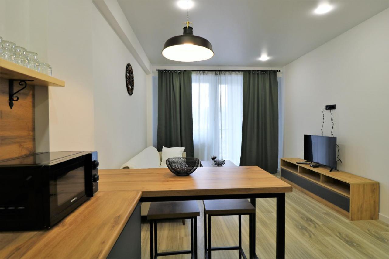 Twins Tower Apartment Tbilisi Exterior photo
