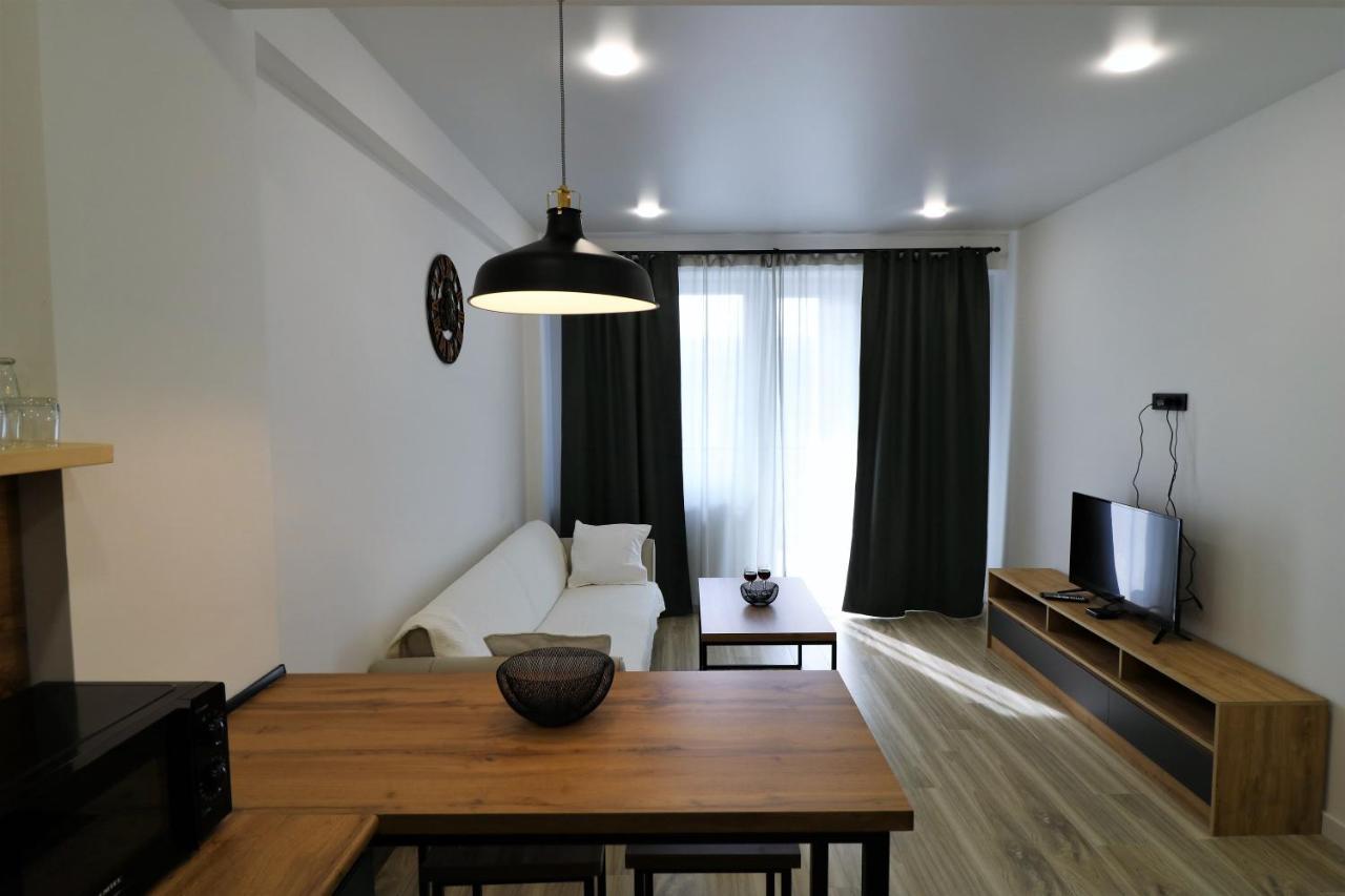 Twins Tower Apartment Tbilisi Exterior photo