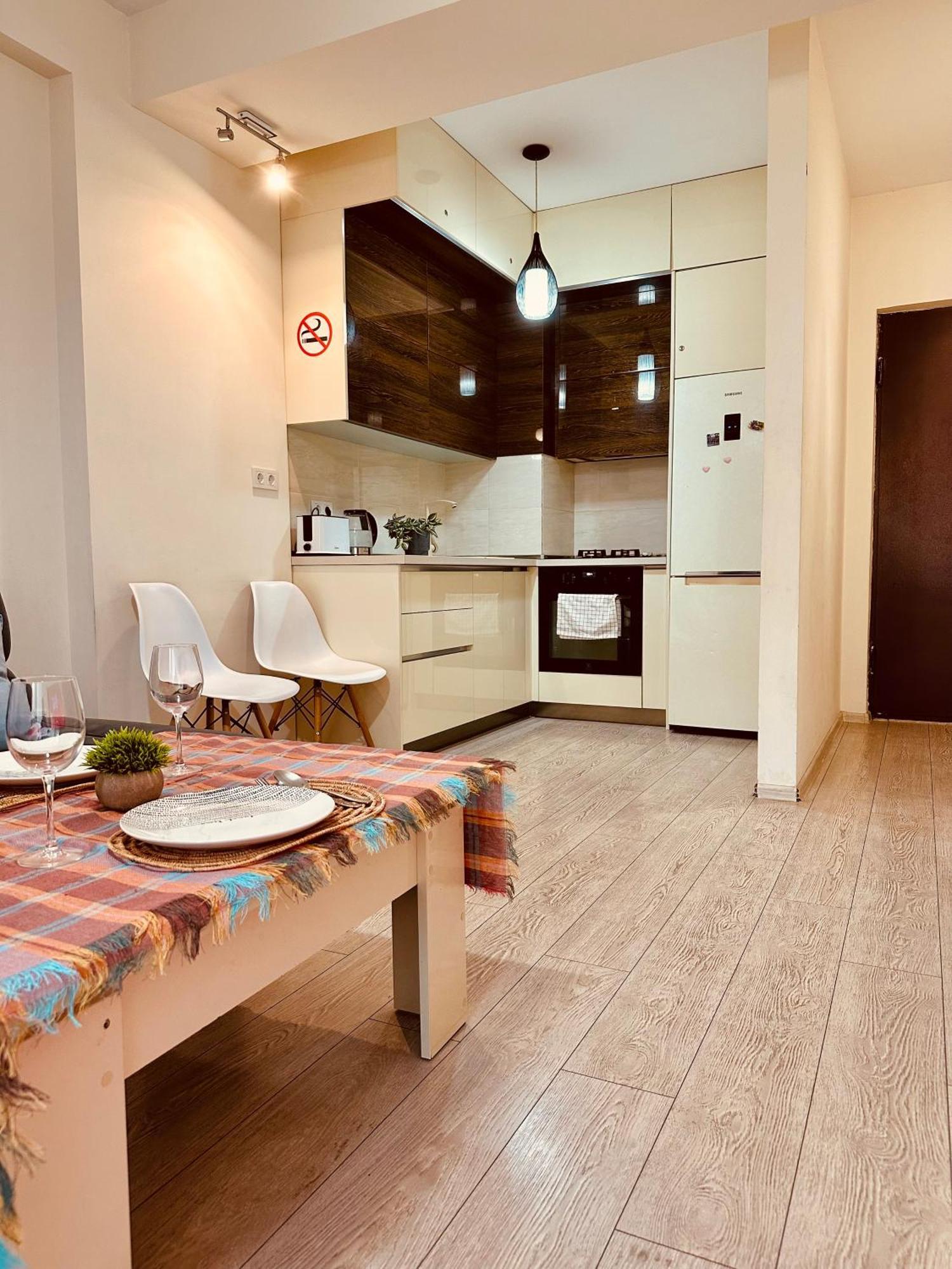 Twins Tower Apartment Tbilisi Exterior photo
