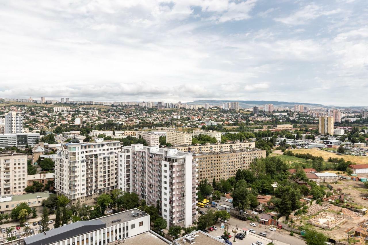 Twins Tower Apartment Tbilisi Exterior photo